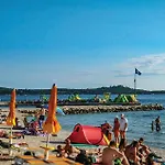 Διαμέρισμα In With Wifi Valbandon