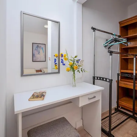Apartment Amazing In With Kitchen *