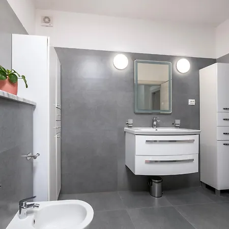 Amazing In With Kitchen Apartment Valbandon