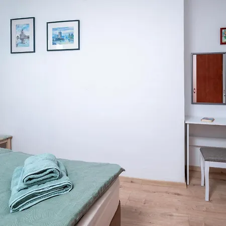 Apartment Amazing In With Kitchen *