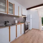 Apartament 2 Bedroom Stunning In